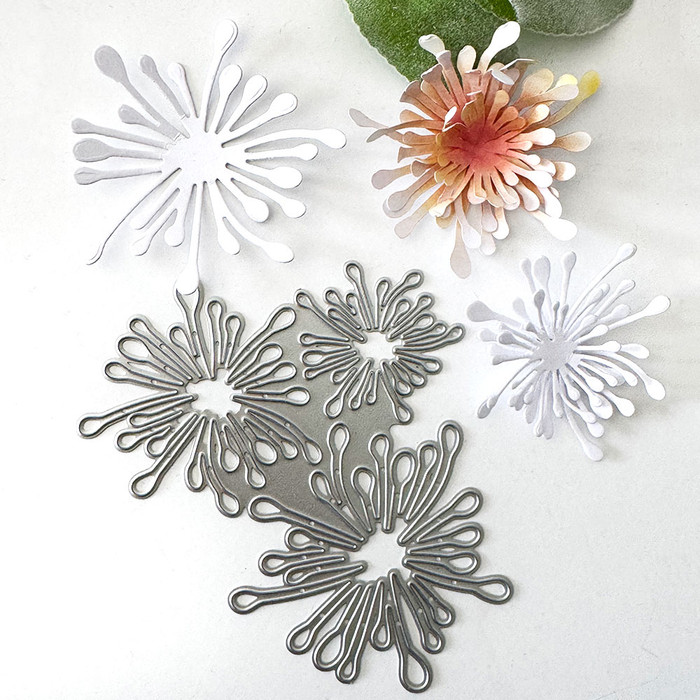 Pretty Starburst Flower centres cutting die for crafts, card making scrapbooking