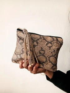 APRIL CLUTCH/ KHAKI PYTHON