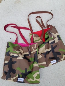 SAMMIE TOTE/CAMO