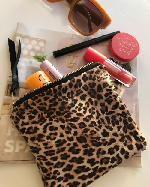 LEATHER POUCH / LEOPARD