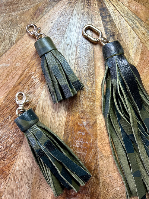 CAMO BAG TASSEL