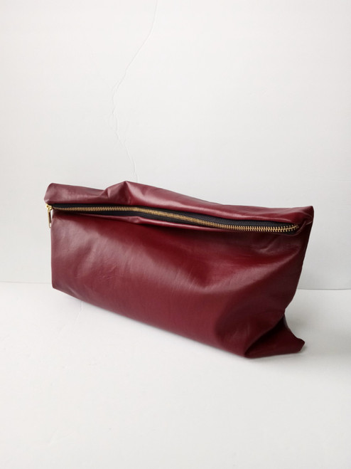 BIG GIRL KELLEY CLUTCH /WINE BURGUNDY BIG GIRL KELLEY CLUTCH /WINE BURGUNDY