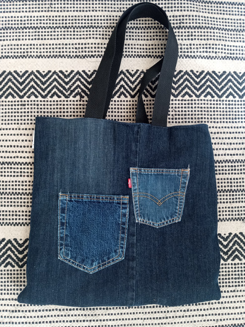 UPCYCLED DENIM TOTE/MEDIUM DARK BLUE