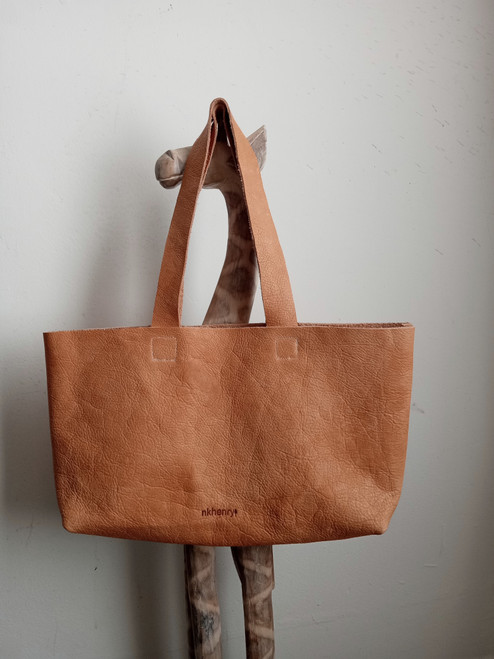 SKINNY LEATHER TOTE/ NATURAL PINK NUDE