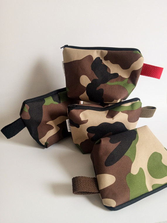 LALA POUCH / CAMO POP