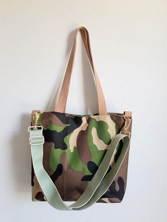CAMO POP TOTE/ WHEAT+TIPPED MINT