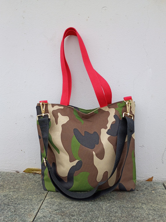 CAMO POP TOTE/ NEON RED + BLACK