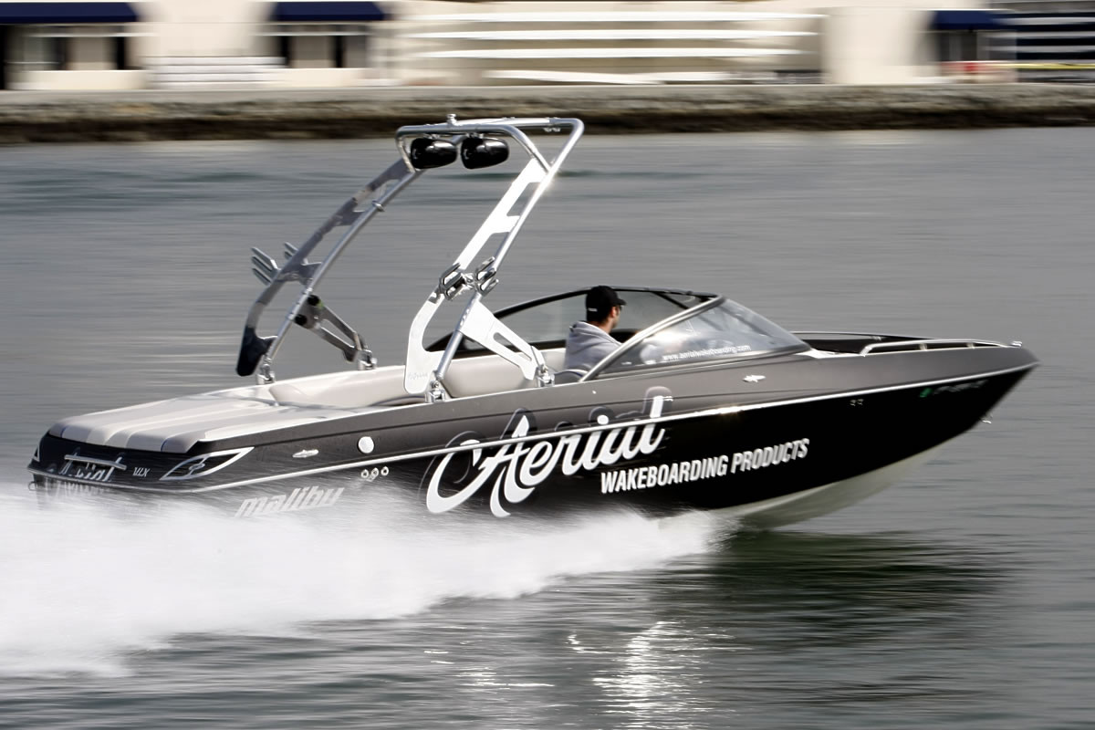 Polished Aluminum FreeRide Wakeboard Tower Aerial Wakeboard Towers