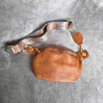 Retro Faux Leather Waist Bag - Brown NEUHAUS ZEN [[product_type]]