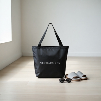 lightweight travel bag for everyday carry and outdoor lifestyle use