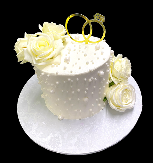 21202 Rings Topper Cake