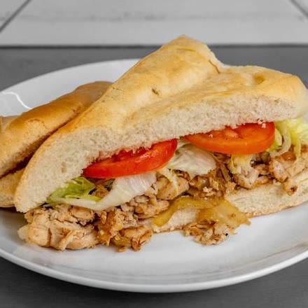 Grilled Chicken Sandwich (Pollo a la Parrilla)