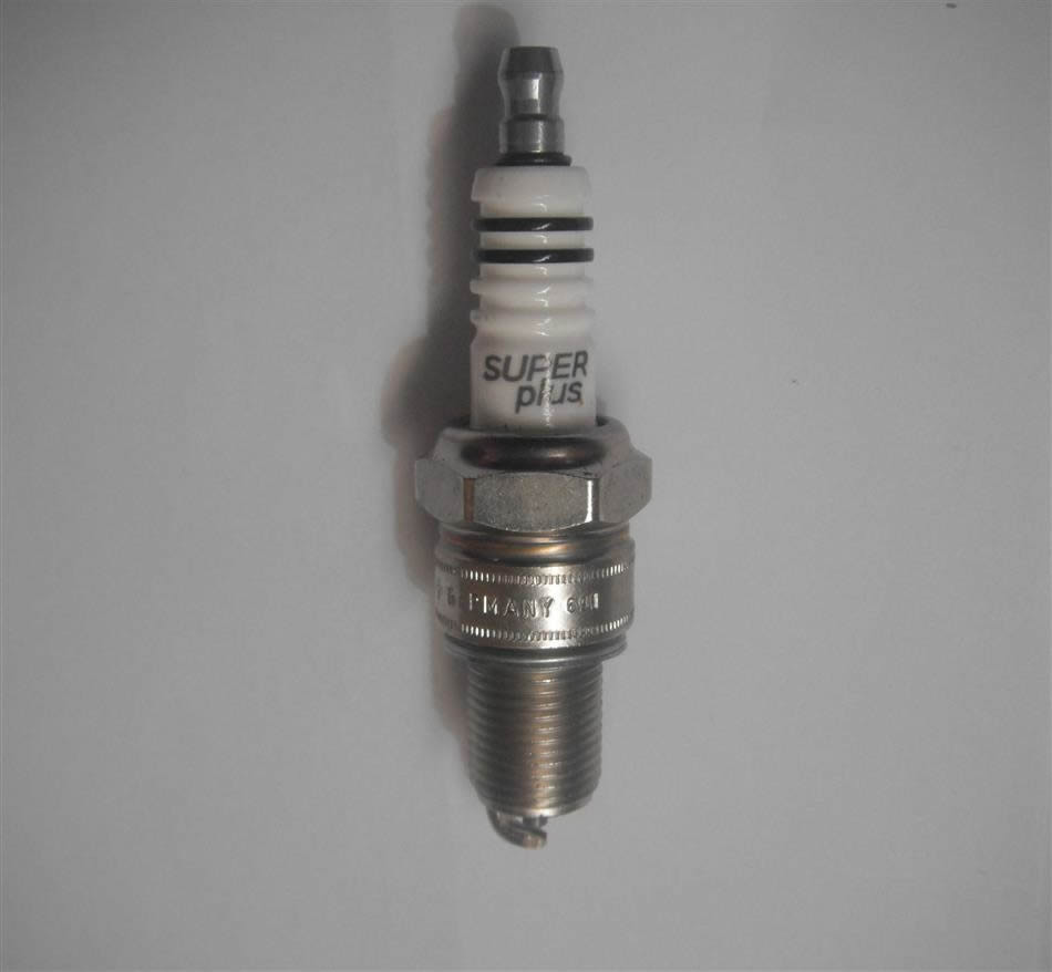 Bosch Super Plus Spark Plugs Holden Commodore VN VP VR VS VT 8 cylinder V8
