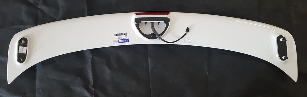 Boot Spoiler Genuine OEM w/ light suits KIA Cerato 2004 - Mar-06 Painted White