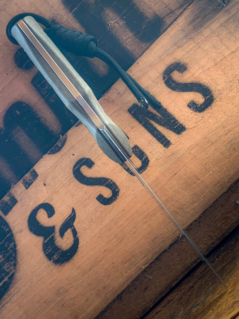 BRAVE (D2) (MAPLE/BROWN/BLACK RICHLITE)