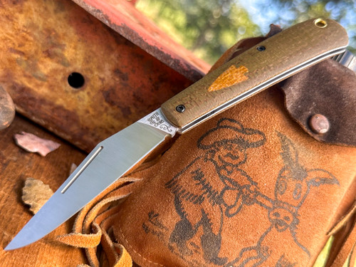 Marshland Trapper Apache Series (Green Burlap w/ Natural Jute Arrowhead Shield) Custom Drop Marshland Trapper Apache Series (Green Burlap w/ Natural Jute Arrowhead Shield) Custom Drop
