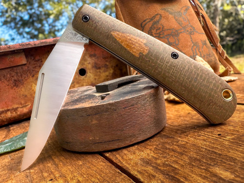 Marshland Trapper Apache Series (Green Burlap w/ Natural Jute Arrowhead Shield) Custom Drop Marshland Trapper Apache Series (Green Burlap w/ Natural Jute Arrowhead Shield) Custom Drop