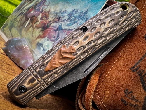 Marshland Trapper Apache *Knapped*(Jigged Tobacco Richlite w/ Roux Paper Micarta Arrowhead Shield/Blackout Blade) Custom Drop