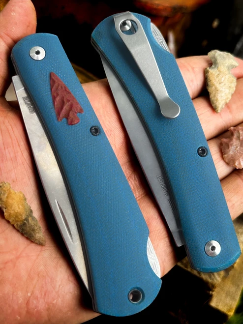 Mudbug Apache *Knapped*(Blue Canvas Micarta w/ Red Burlap Arrowhead Shield) Custom Drop