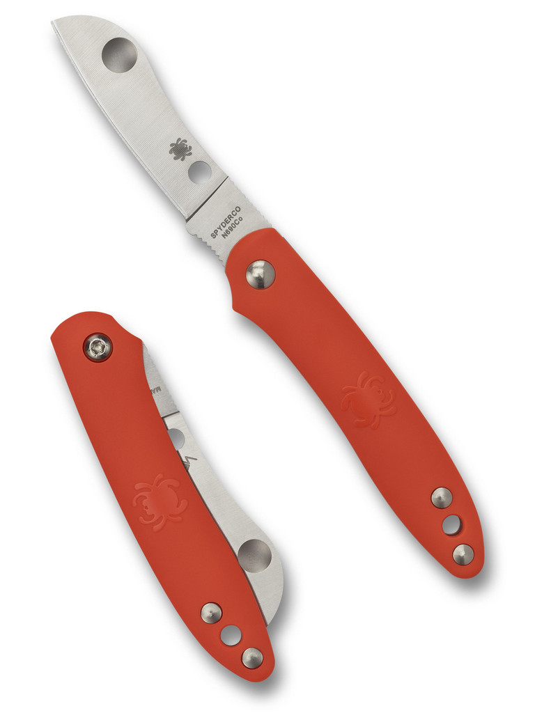 Spyderco Roadie Slipjoint folding knife with Double Dent - shown open obverse and closed reverse.  Satin N690Co stainless steel plain edge blade.  Orange FRN handle.  Model C189POR.
