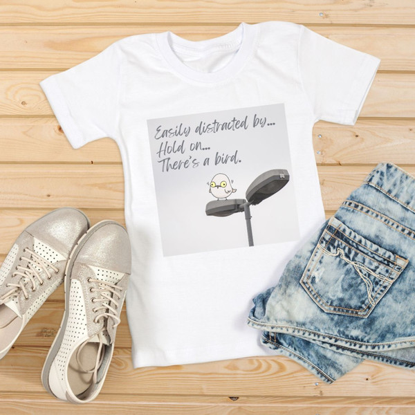 Distracted Bird Cotton Graphic T-Shirt
