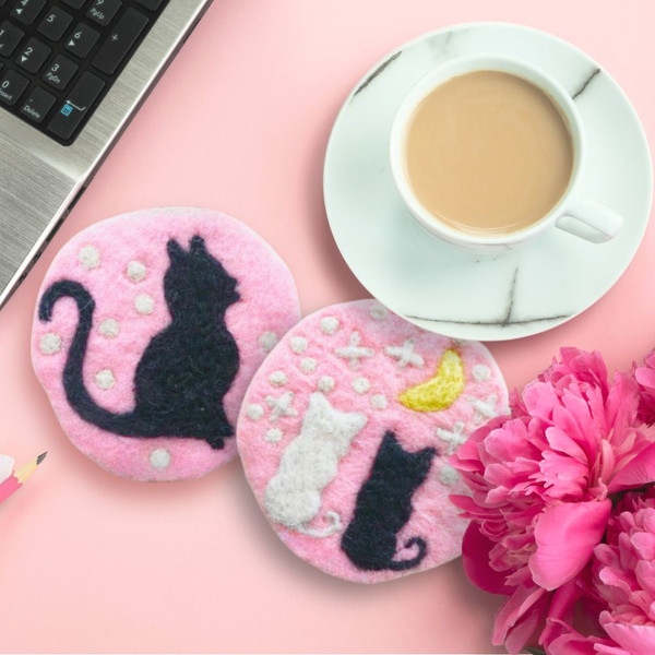Felted Wool Starry Night Cat Coaster, Pink