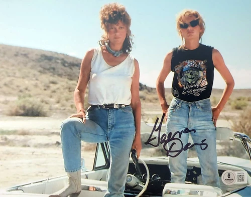 Geena Davis Autographed 8x10 Photo 7