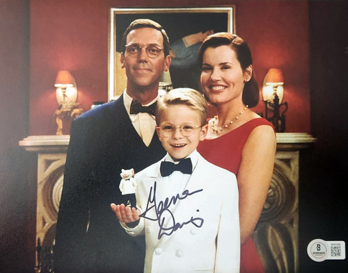 Geena Davis Autographed 8x10 Photo 12