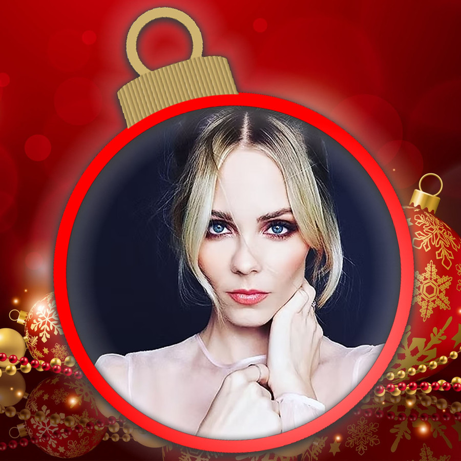 Laura Vandervoort Pre-Order Autograph