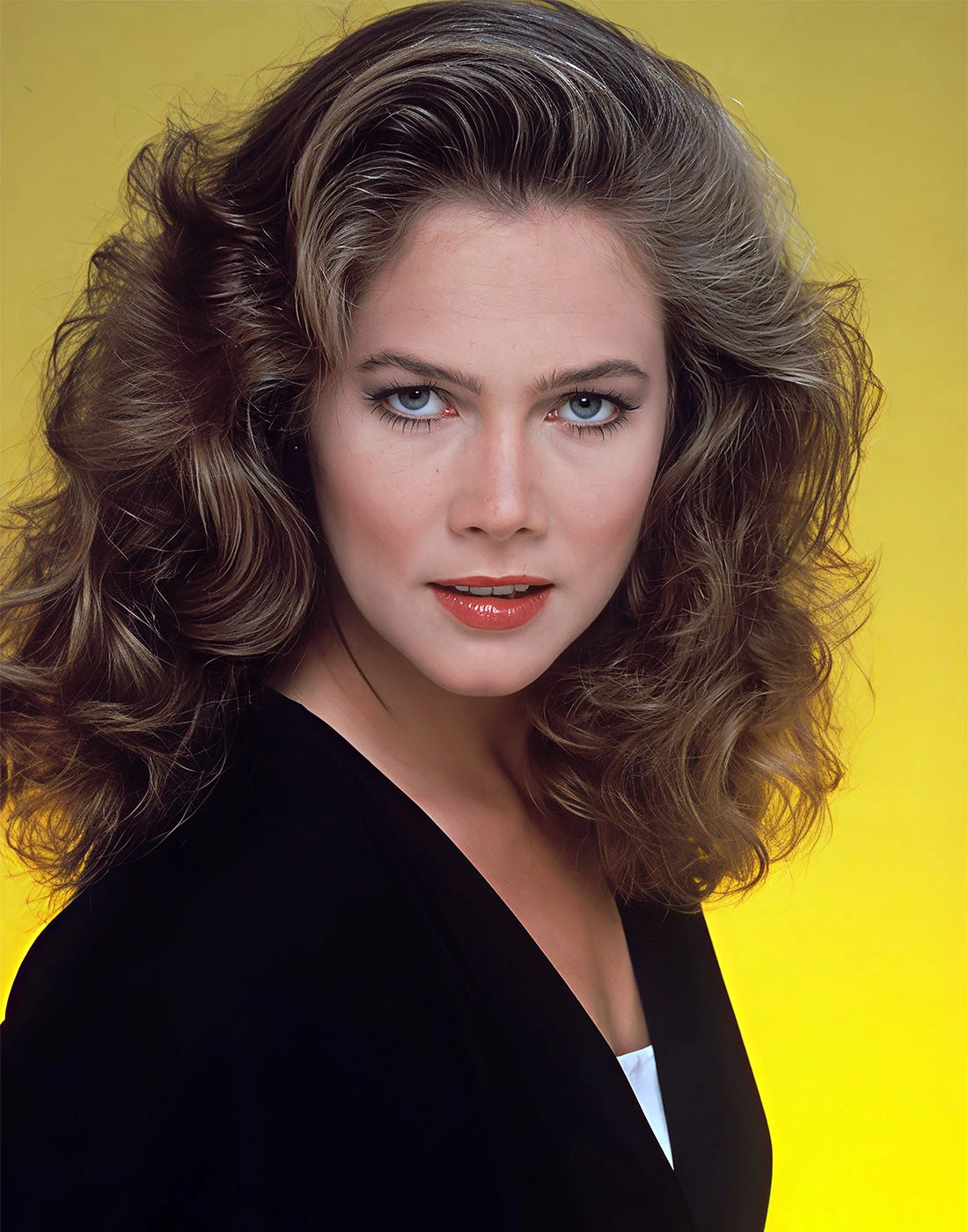 Kathleen Turner Pre-Order Photo 5