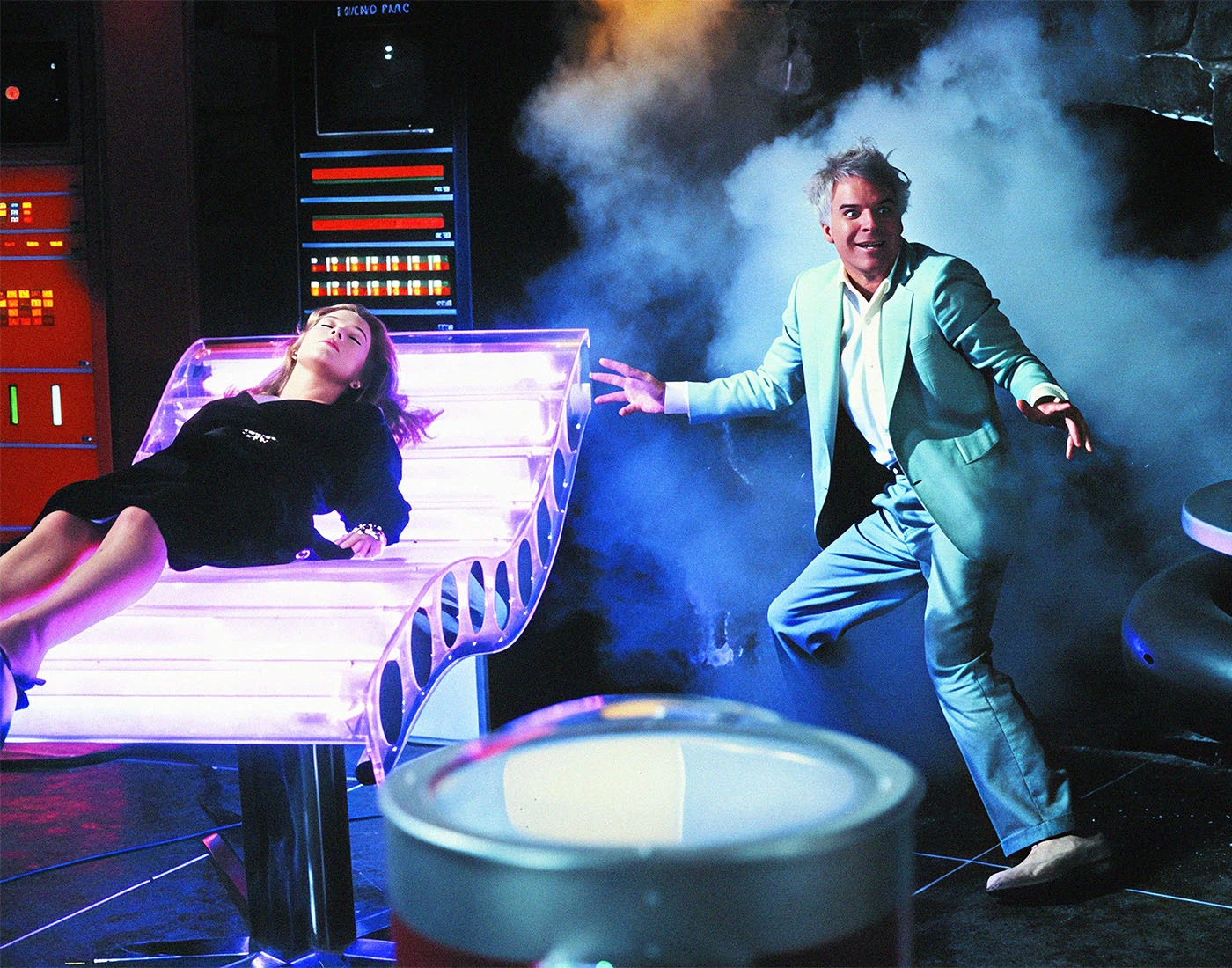 Kathleen Turner Pre-Order Photo 7