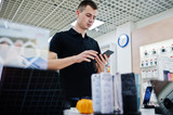 Mastering the Art of Bulk Cell Phone Buying: A Guide for TG Wireless Retailers