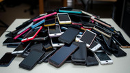 Fixing Screen Problems on Wholesale Phones