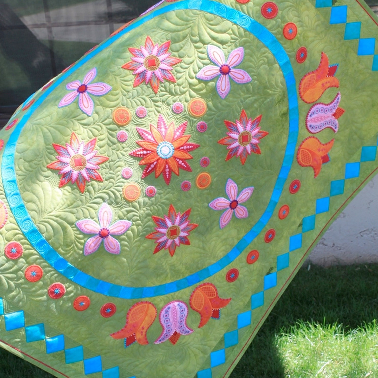 Bloom Embroidery Designs CD for GO! By Sarah Vedeler-2922