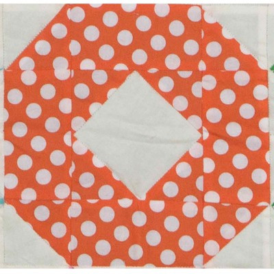 GO! Qube 8" Hugs and Kisses Baby Quilt "O" Block