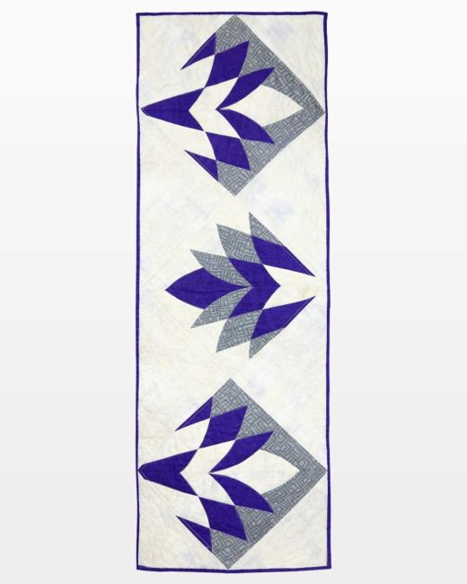 pq11579-cleopatras-table-runner-flat-web