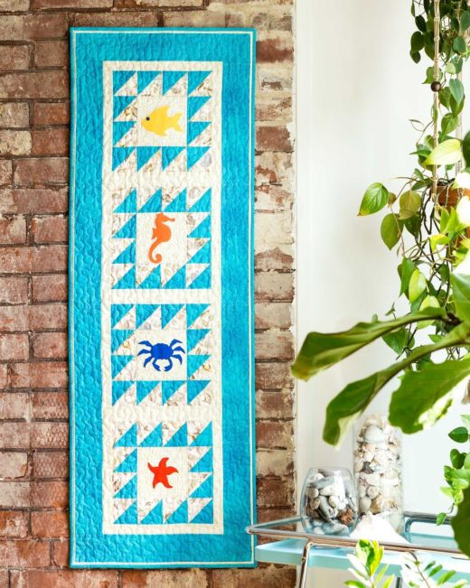 pq11605-sea-life-medley-wall-hanging-lifestyle-web