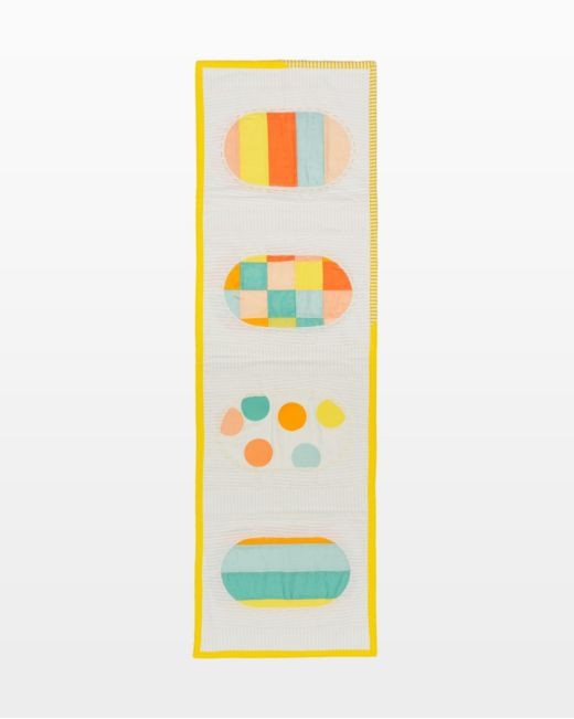 q11842_go_eggtastic_table_runner_flat_