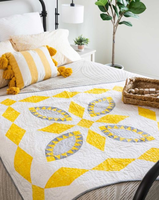 pq11869_burst-of-sunshine-throw-quilt_lifestyle-web
