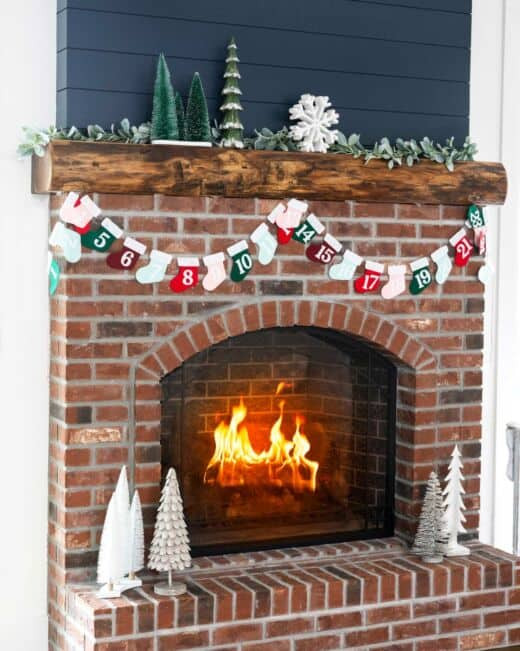 go! no sew mini stocking banner pattern