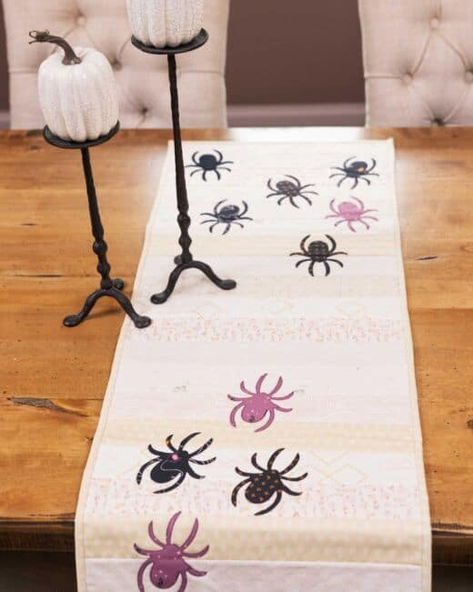 go! spider cluster table runner pattern