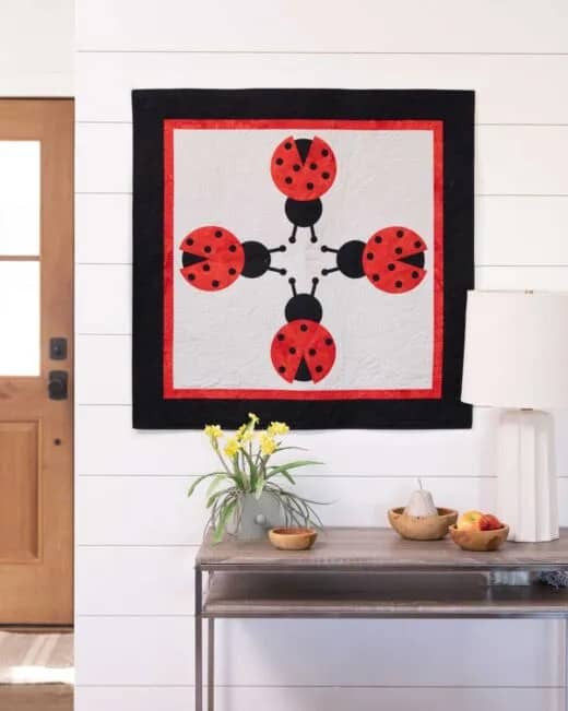 go! lady bugs wall hanging pattern