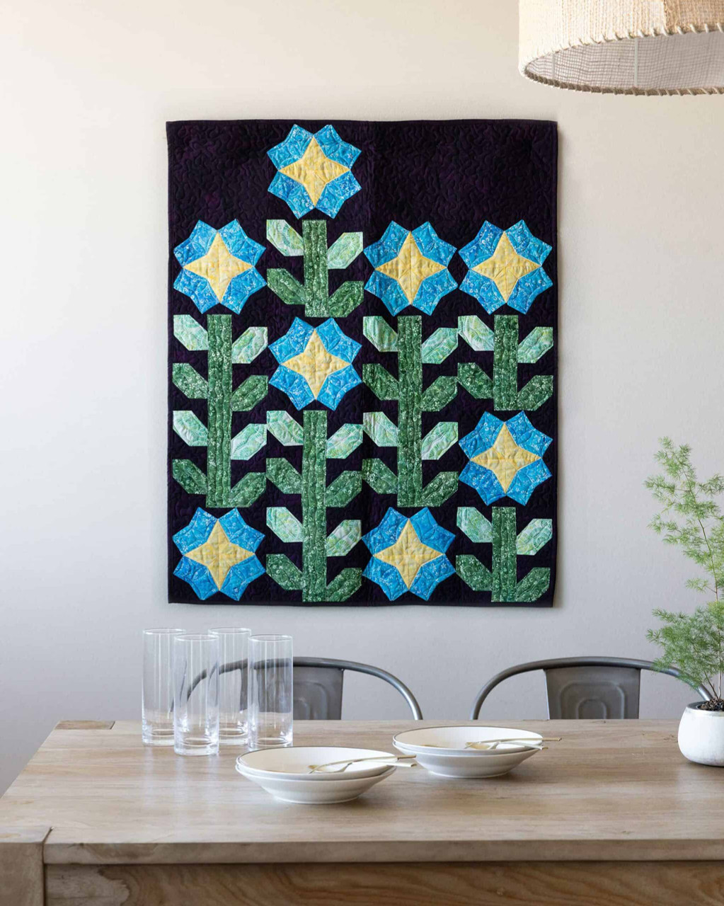go! climbing tulips throw quilt pattern