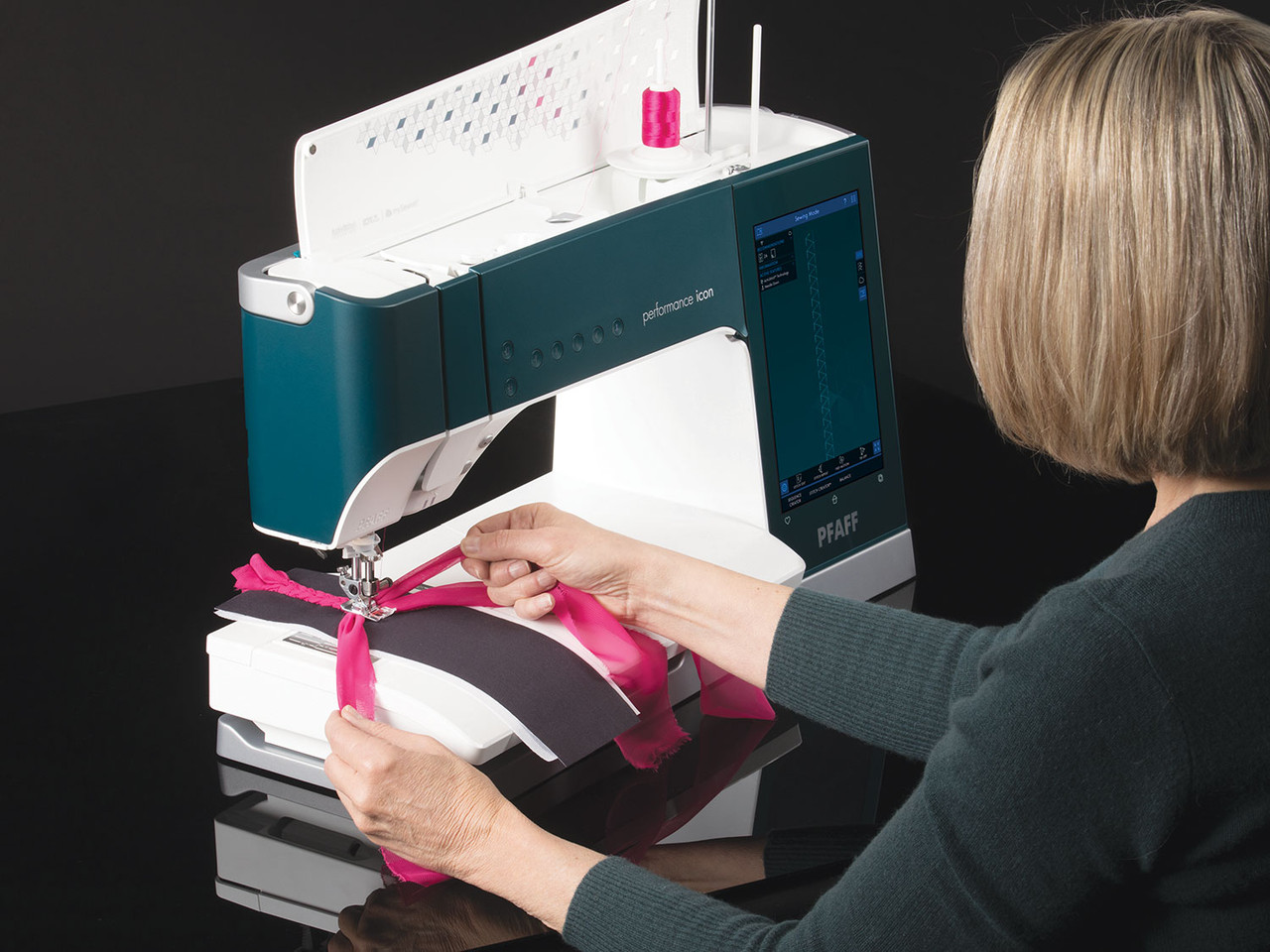 performance icon Sewing Machine - 2