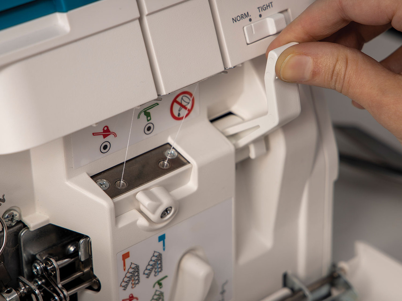 hobbylock 2.5 one-touch air threading system