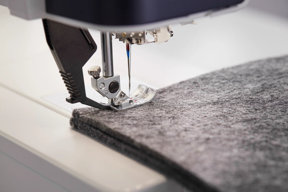 pfaff® creative performance™ 950 sewing & embroidery machine