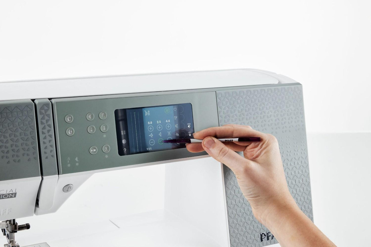 pfaff® quilt expression™ 720 sewing machine special edition