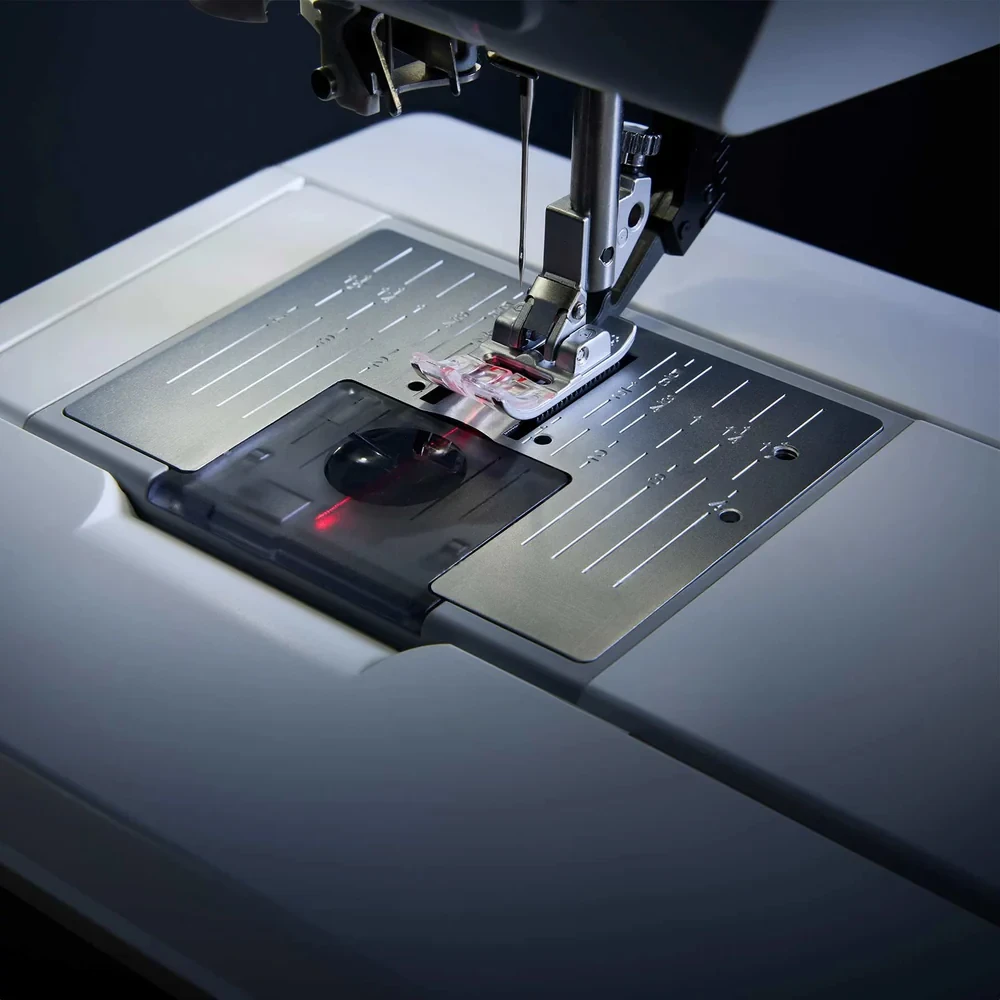 pfaff® quilt expression™ 725 sewing machine