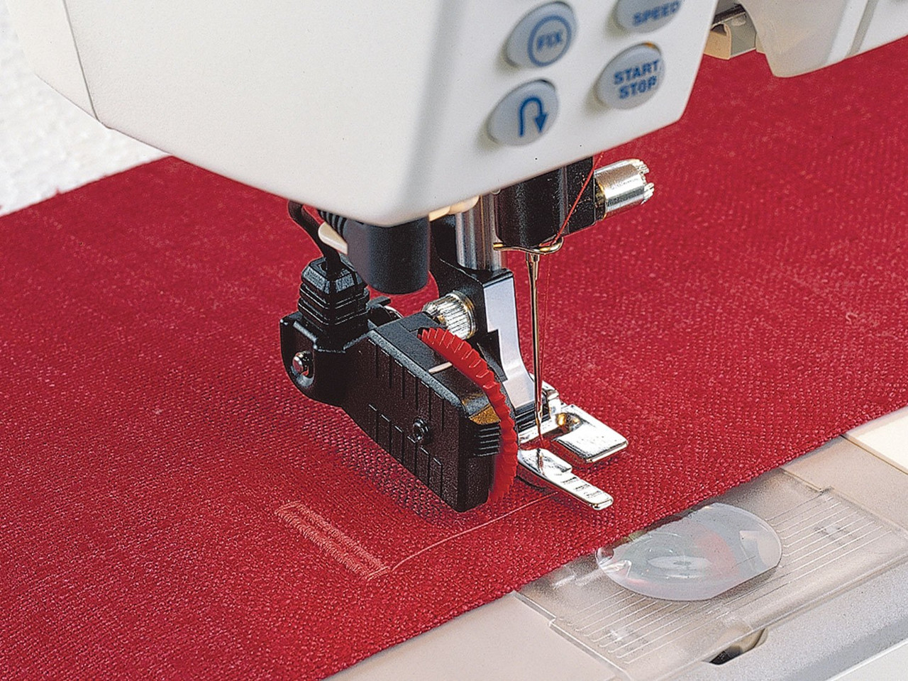 Sensor-One-Step-Buttonhole