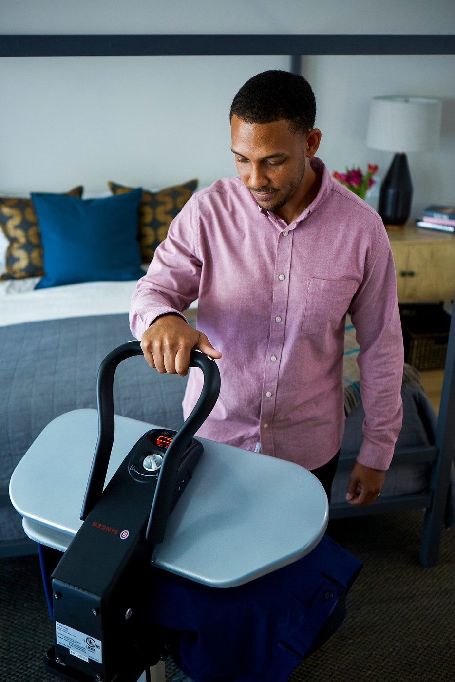 SINGER® ESP36 Electric Intelligent Pro Steam Iron Press (Iron Press Only)